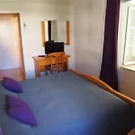 Kolarin Casa de hóspedes 3*