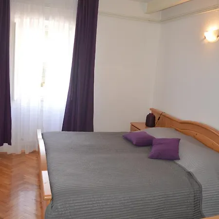 Guest house Kolarin 3*