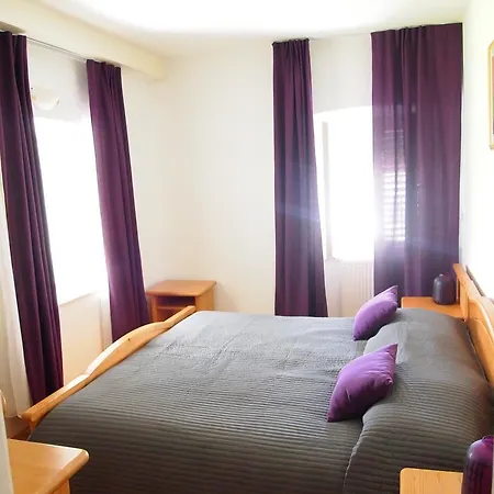 Guest house Kolarin 3*